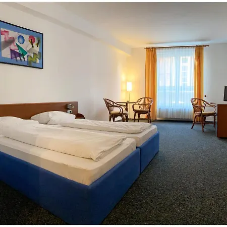 Hotel Stadt 3*